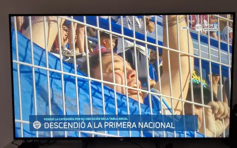 La desazón y el llanto de los hinchas de Godoy Cruz en la tribuna.