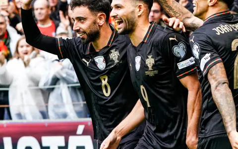 Sin Cristiano en cancha, Portugal goleó y se metió en el Mundial.