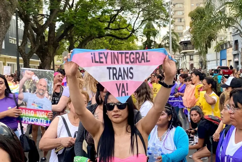 38° ENCUENTRO PLURINACIONAL
MUJERES, LESBIANXS, TRAVESTIS, TRANS,
BISEXUALES, INTERSEXUALES Y NO BINARIES