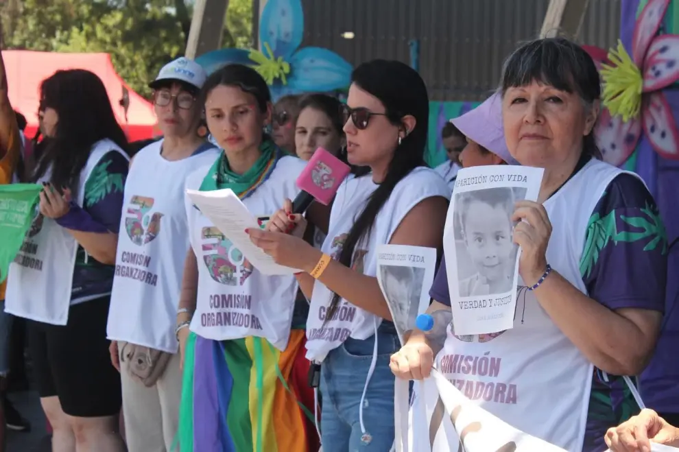 38° ENCUENTRO PLURINACIONAL
MUJERES, LESBIANXS, TRAVESTIS, TRANS,
BISEXUALES, INTERSEXUALES Y NO BINARIES