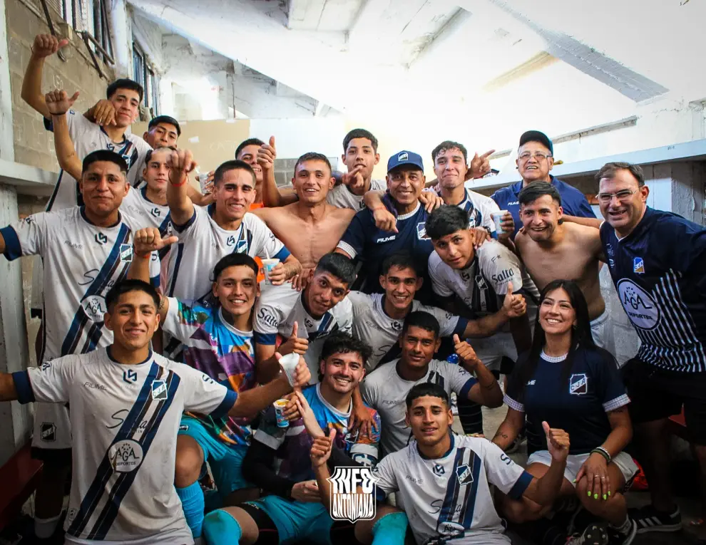 Juventud Antoniana quiere llevarse el Anual; de la mano del Guacha Flores ya está en semifinal del Anual liguista.