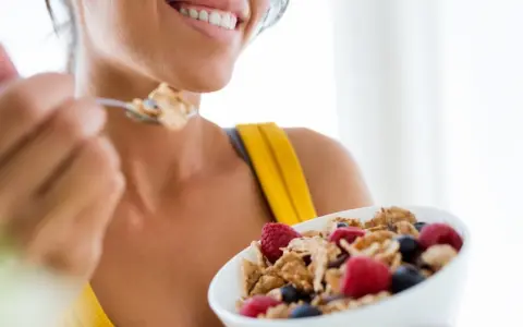 Expertos revelan alternativas para sustituir el pan en el desayuno