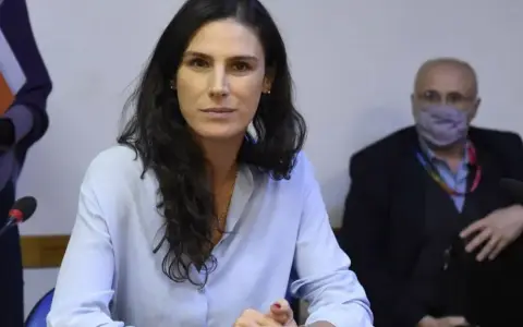 Pamela Calletti