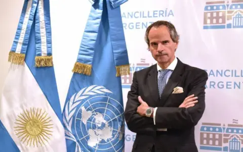 Rafael Grossi en carrera para ocupar la silla de Secretario General de las Naciones Unidas.