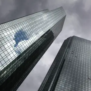 Cuáles son los dos bancos que toman drásticas medidas ante el enfriamiento de la economía