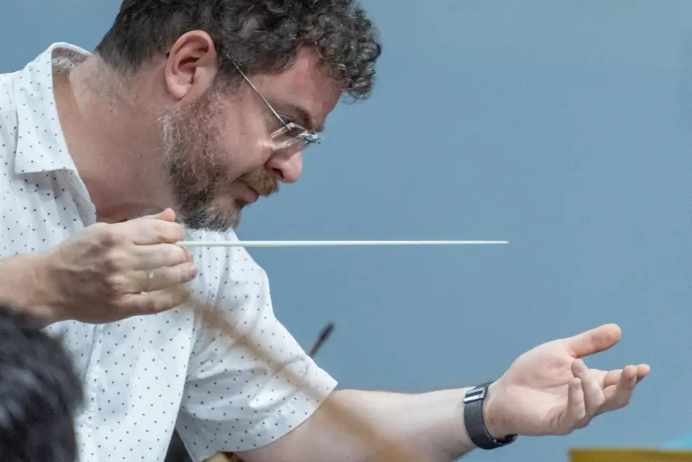 Ensayo de la orquesta sinfónica NOAM ZUR