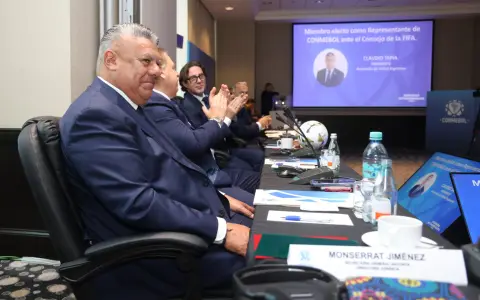 Chiqui Tapia, premiado otra vez por la Conmebol.