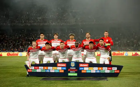 Estudiantes de La Plata pisó fuerte en Santiago del Estero y se ilusiona con ser otra vez campeón.