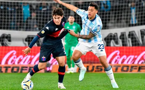 Racing-Tigre, un partido para "alquilar balcones", dirían los viejos escribas del periodismo gráfico.