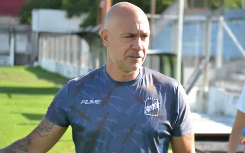 Germán Noce presentó este lunes su renuncia como entrenador de Juventud y la CD se la aceptó.
