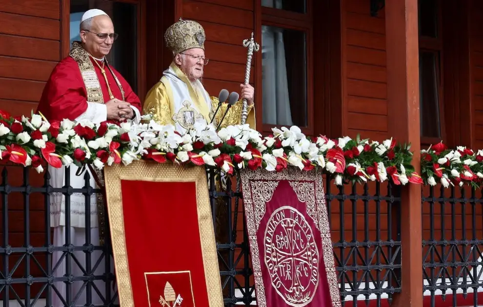 Antes de llegar a Líbano, León XIV concluye su visita a Turquía, donde participó en actos ecuménicos junto al Patriarca Bartolomé 