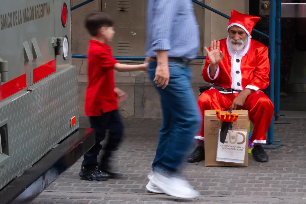 Juan Ramón Cejas, Un papá noel que pide ayuda en calle Mitre