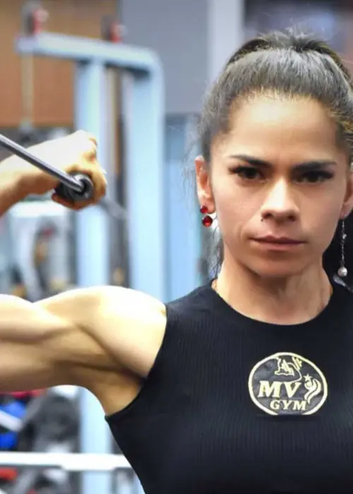 Gabriela Castro entrenando en el MV Gym