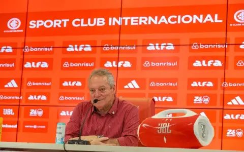 Abel Braga arrancó con una frase repudiable desde el primer día que reemplazó a Ramón Díaz en el Inter de Porto Alegre.