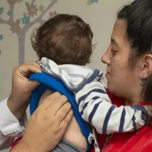 De qué se trata la enfermedad de Kawasaki que afecta a niños menores de 5 años
