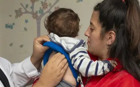 La enfermedad de Kawasaki afecta principalmente a niños
