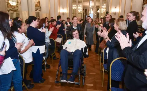 Esteban Bullrich fue homenajeado en el Salón Dorado de la Legislatura porteña.