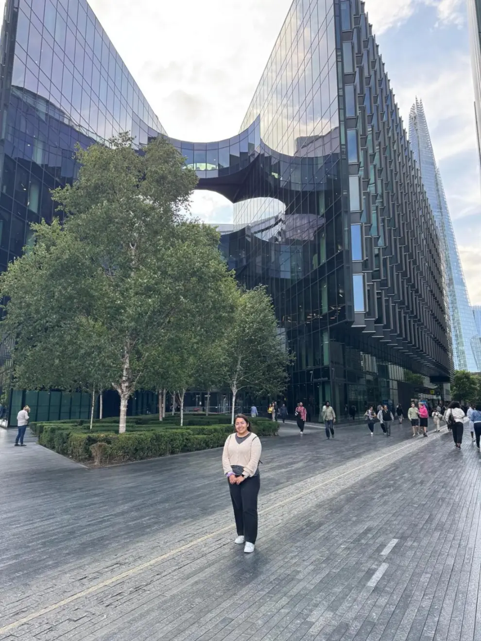 Jime en el edificio de PwC en Londres