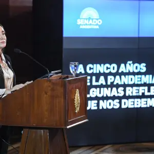 Victoria Villarruel se mostró con ex aliados y ahora críticos de Milei y atacó a los "demagogos televisivos"