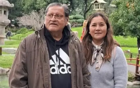 Fabiana de los Ángeles Morales Andrada y su marido, ahora viudo