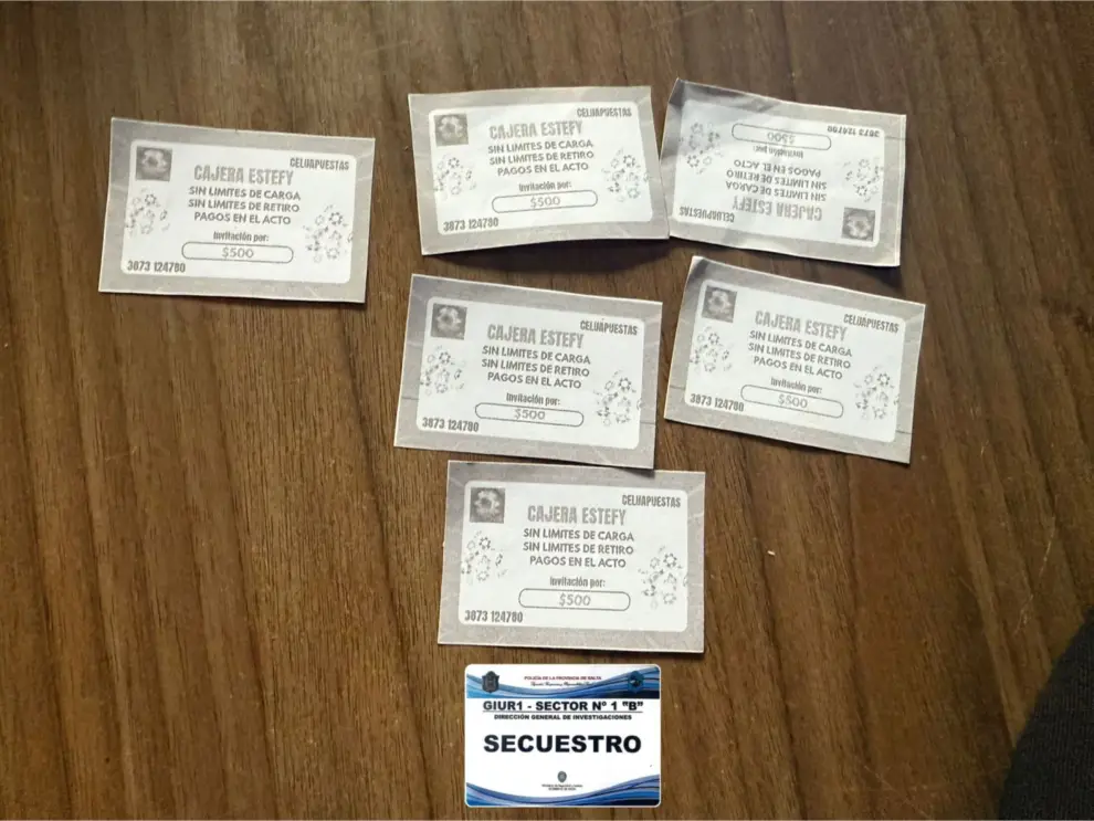 Vouchers de invitación a la plataforma de apuesta ilegal