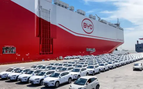 El súper barco de BYD