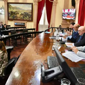 Habrá días de arresto y multas para los padres y madres de niños que hagan bullying en las escuelas de Salta