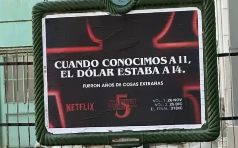 Campaña publicitaria de la "N roja".