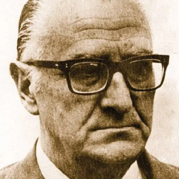 Dr. Arturo Oñativia