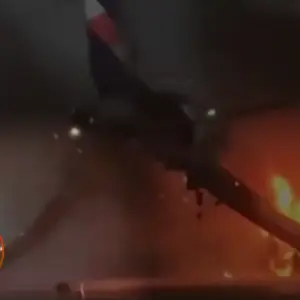 Video: Avión de LATAM en llamas provocó la evacuación en tierra de más de 100 pasajeros