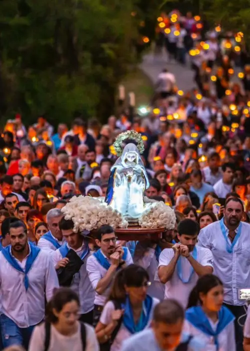 Procesión a la Virgen del Cerro