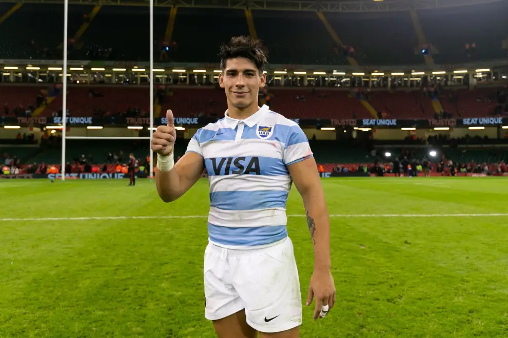 Eliseo Morales, orgullosamente Puma y ahora "plateado".