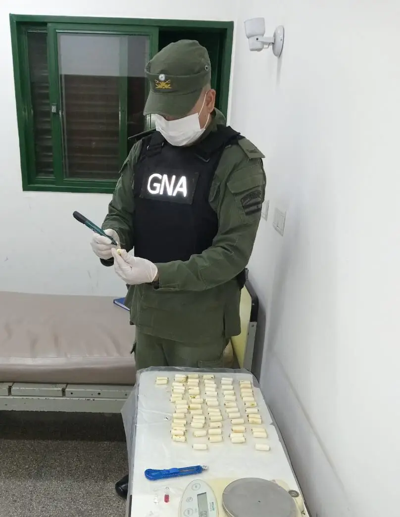Las cápsulas que llevaba la "mula".
