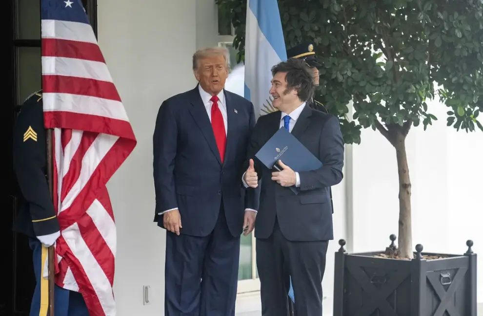 Donald Trump junto a Javier Milei.