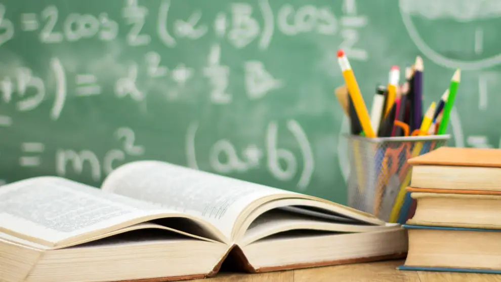 Proponen mayor independencia para los gobiernos provinciales y escuelas a la hora de armar la malla curricular.
