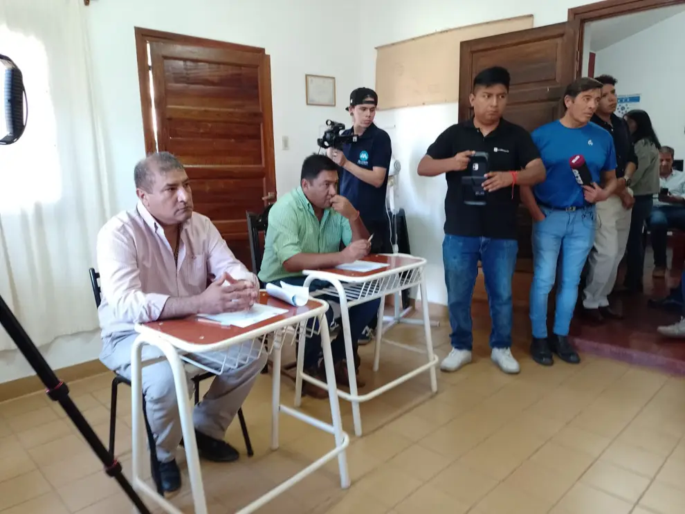Los hermanos Gonza (Kila y Aldo) coparon el recinto ante la mirada de la prensa