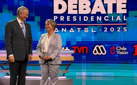 Jara Versus Kast