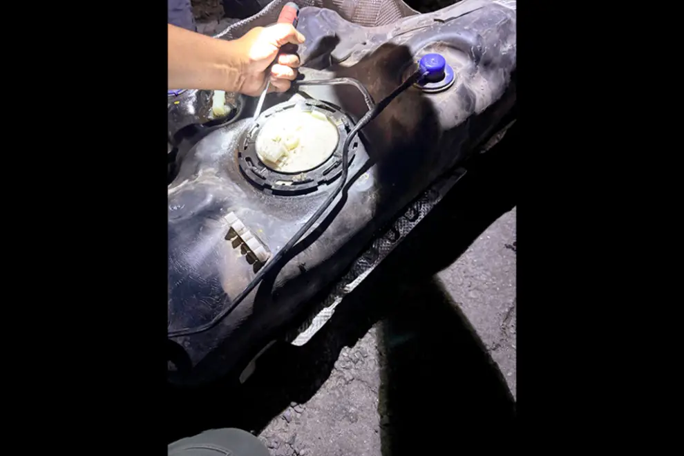 El tanque de combustible donde estaba oculta la droga