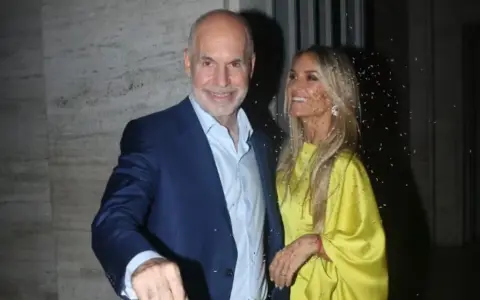 Horacio Rodríguez Larreta y su esposa serán padres.