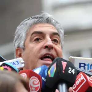 El kirchnerismo se mete en el fuego cruzado con AFA y denuncia a Bullrich por "evasión, lavado y asociación ilícita"