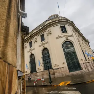 Navidad y Año Nuevo: Qué días no habrá atención de bancos en Salta