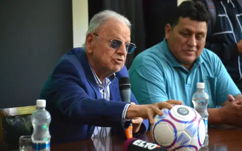Chibán vuelve a ser solamente presidente de la Liga Salteña
