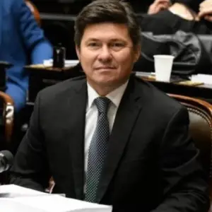 Lisandro Almirón, el diputado de La Libertad Avanza que es un ejemplo de legislador extraviado