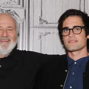 Hijo de Rob Reiner podría enfrentar pena de muerte