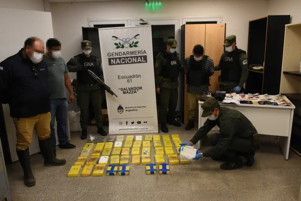Narcobananas en Salvador Mazza.