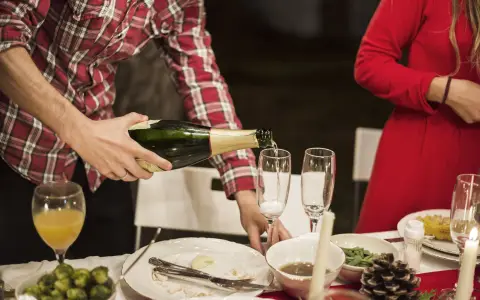 Comer saludable y tomar con moderación en Navidad