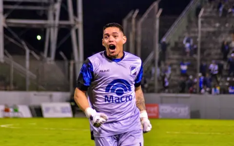 Matías Montero no seguirá custodiando el arco de Juventud Antoniana.