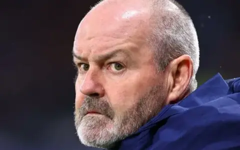Steve Clarke, el entrenador que llevó a Escocia al Mundial después de 26 años. 