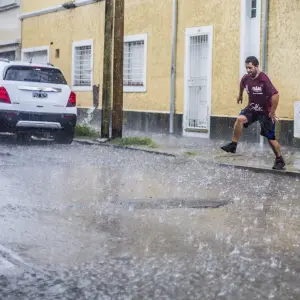 Rige otra alerta amarilla por fuertes tormentas para Salta y el Valle de Lerma 