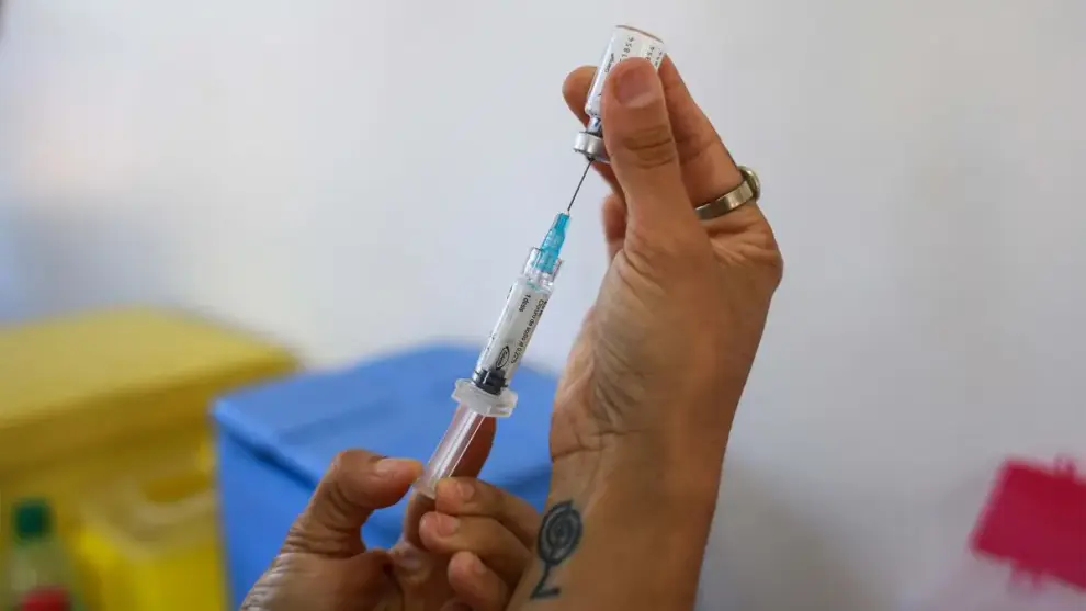 Dengue vacuna